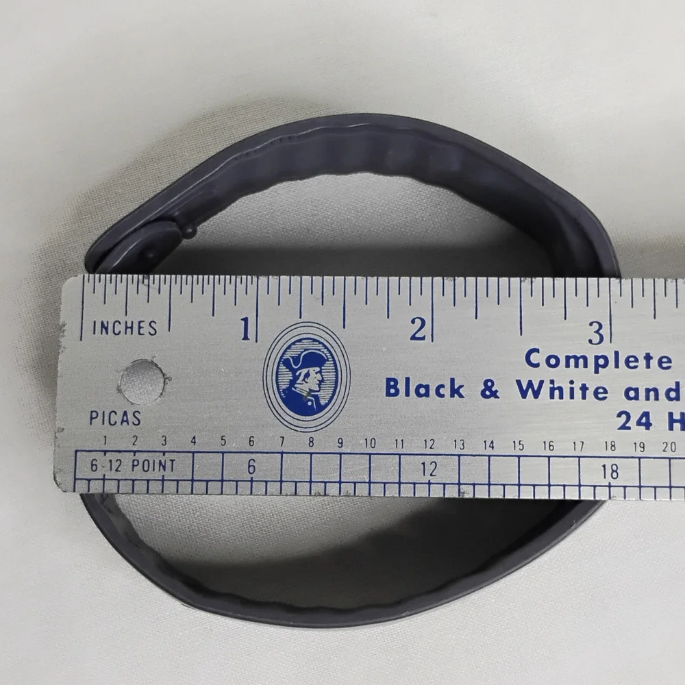 Disney Magic Bands Gray "Eric" Mickey Mouse Park Admission Band ID Bracelet - Picture 9 of 9